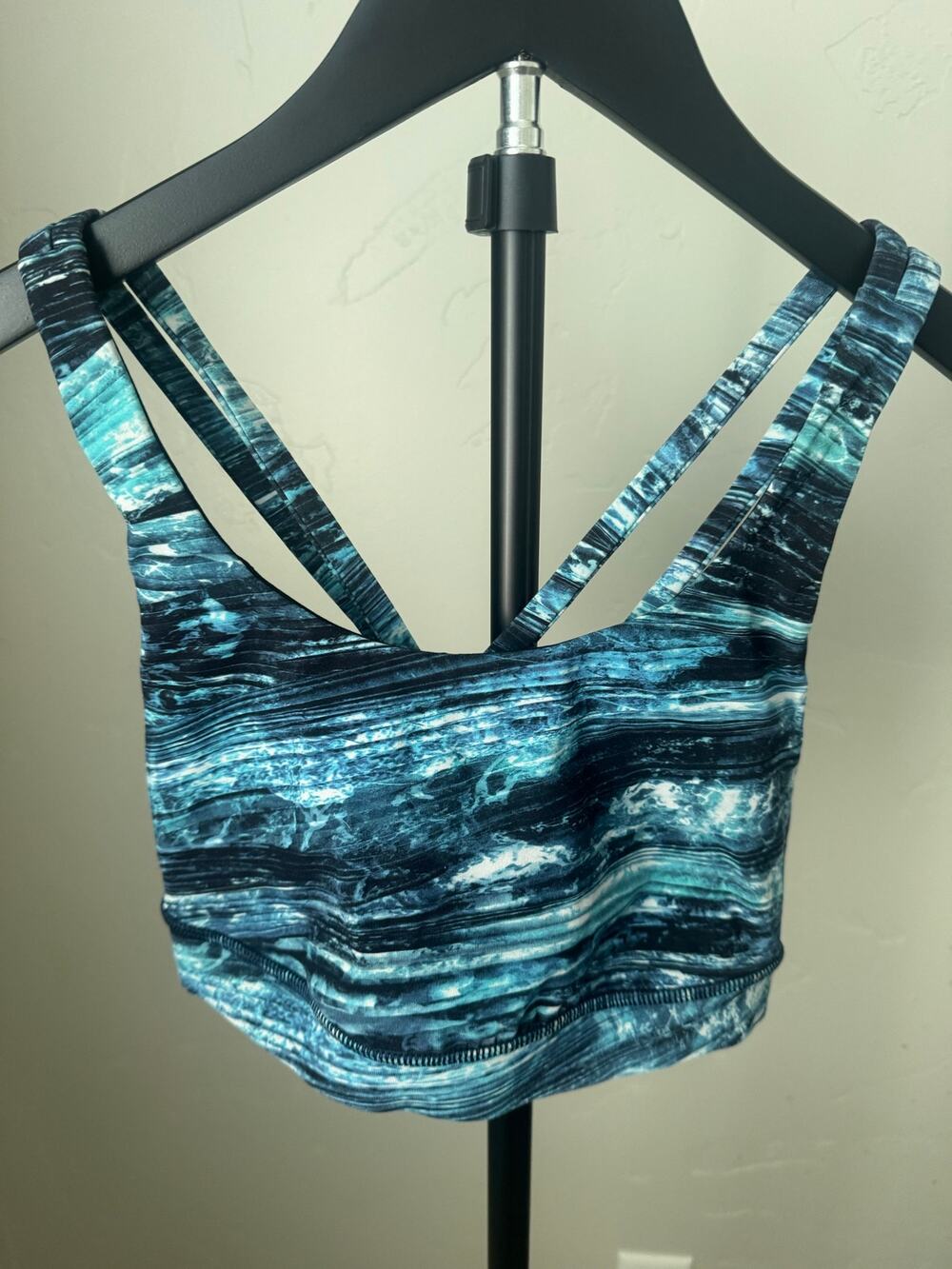 Lululemon Energy Bra Shorelines Multi Blue Size 8